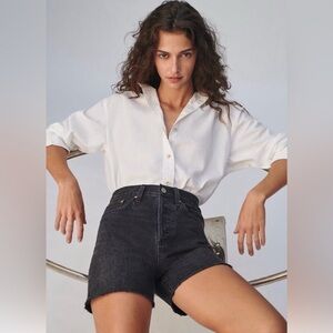 Aritzia Denim Forum Black High Rise Shorts The Yoko Mid Thigh Size 25